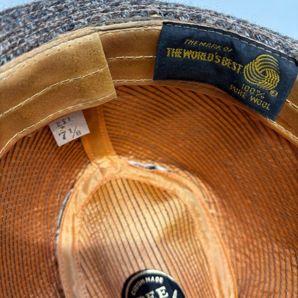 Vtg Bee Hats Tweed 100% Wool Brown Fedora Trilby Hat Sz 7.5 USA w/ Feather - Picture 5 of 6
